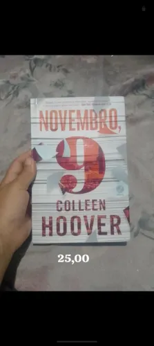 Livro Novembro 9 - Colleen Hoover