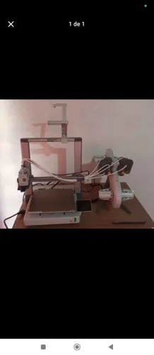 Vendo bambu Lab a1 combo semi nova usei 5 vezes chama no ZAP *