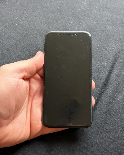 IPhone 11 64GB Preto