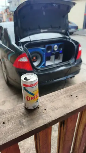 Som automotivo