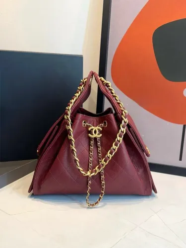 Bolsa Chanel Hobo couro vinho tamanho médio