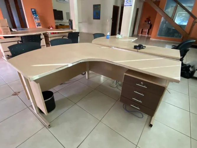 Mesa para escritório