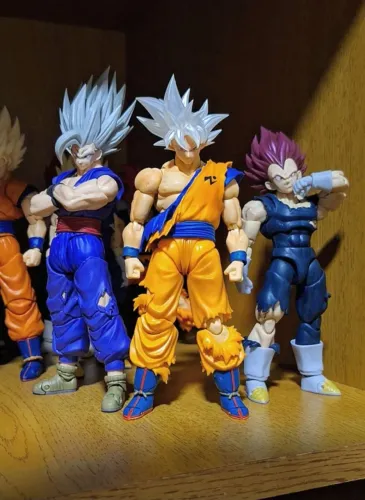 Camisa Goku instinto superior Kong Sh figuarts