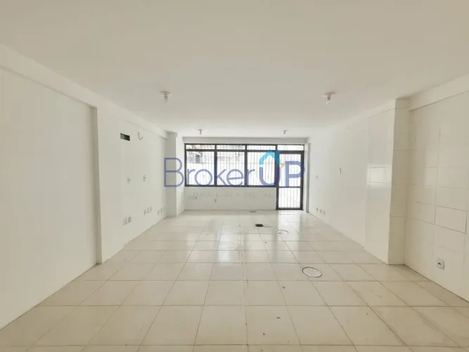 Sala em Centro Histórico - Porto Alegre, RS