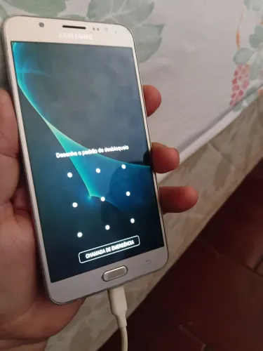 Samsung j7 metal funcionando valor 150