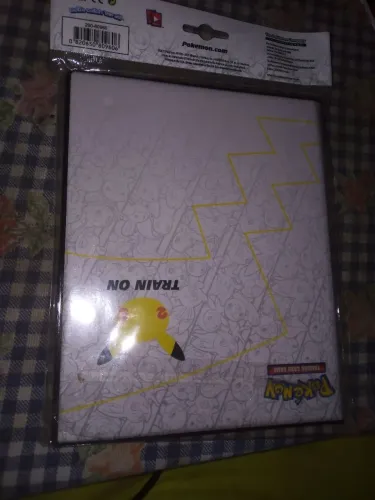 Pokémon pasta para cartas Jumbo importada rara