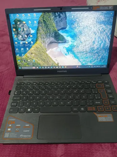 Notebook positivo vision c14