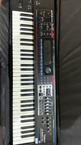 Roland JUNO GI