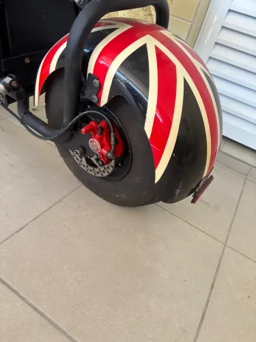Moto elétrica semi nova