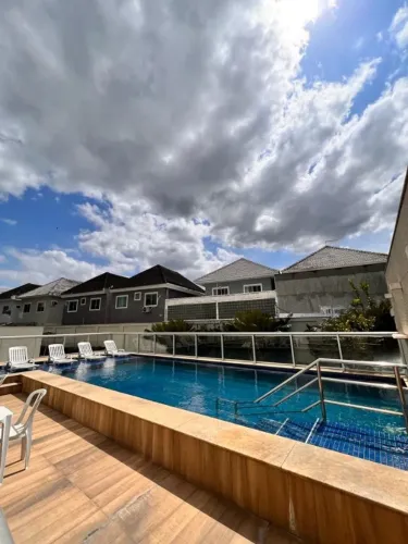 Flat mobiliado com piscina