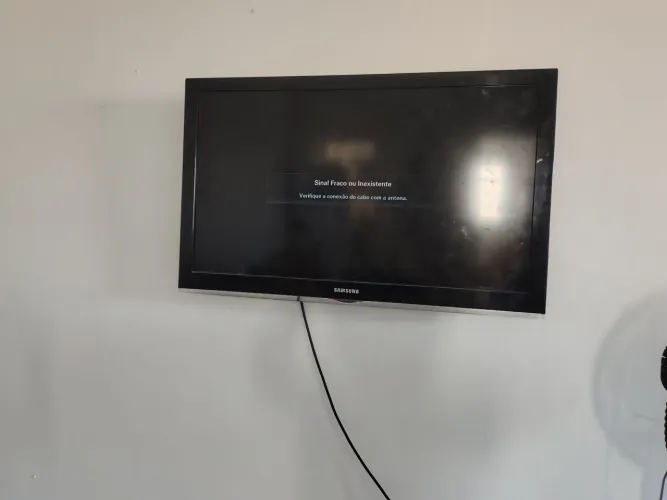 TV Samsung modelo antigo