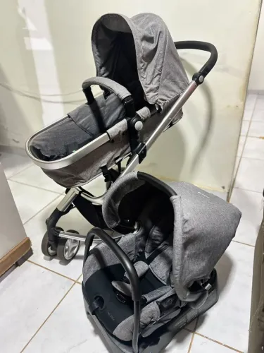Carrinho de bebe 2em 1,5 meses de uso