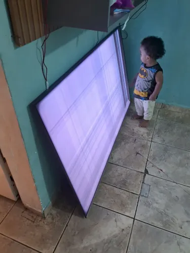 Vendo TV 4k 60 polegada smart da philco pra concerto