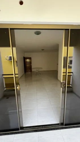Aluga-se apartamento 2/4