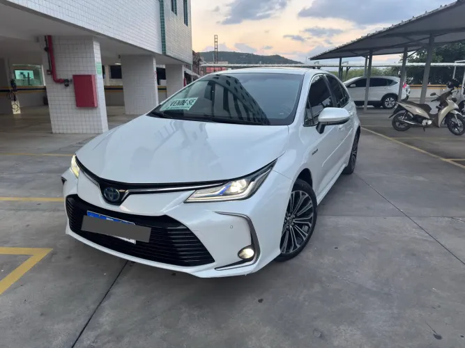 Toyota Corolla Altis Prem. Hybrid 1.8 Flex AUT 2022