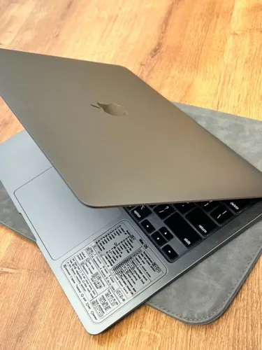 Macbook Air M1 Space Gray (2020 - A2337) - seminovo