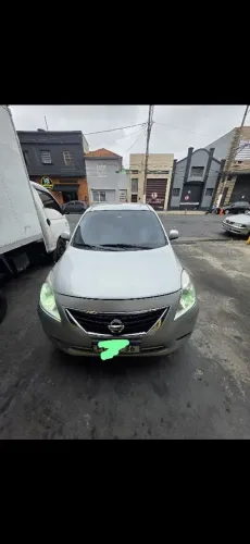 Nissan Versa SV 1.6 16V Flex Fuel 4P Mec. 2013