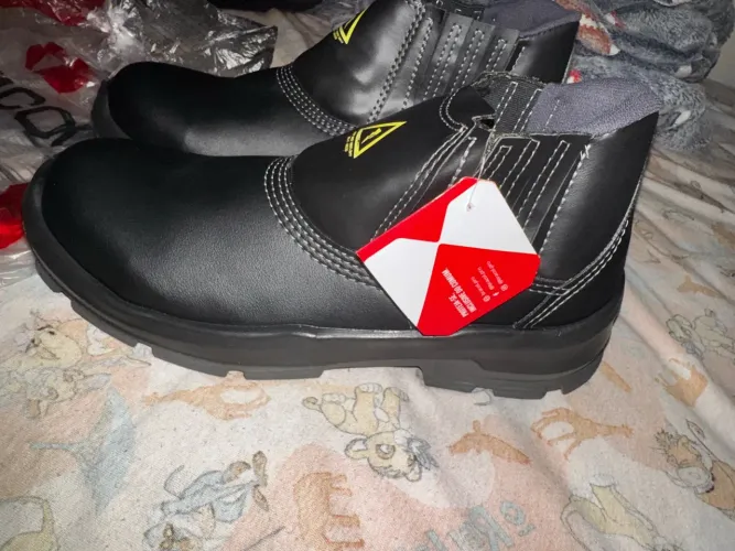 Botas