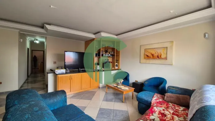 Casa assobradada no Parque Novo Oratório em Santo André
