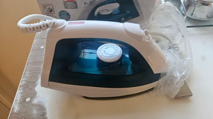 Ferro de Passar a Vapor Mondial F-32 Azul/Branco - Novo na Caixa
