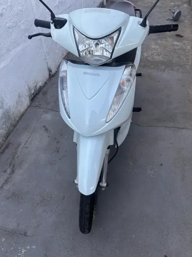 Biz Branca 1250 2016