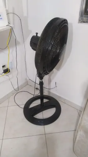 Ventilador de pé