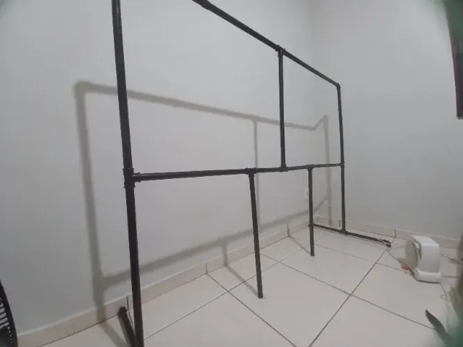 Arara de roupas de loja 2m×1.5m