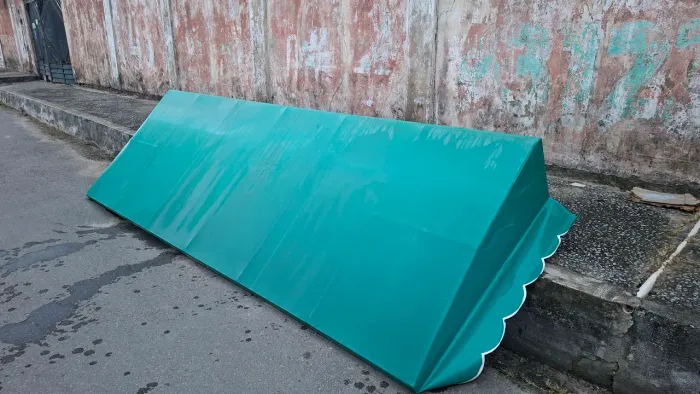 TOLDO DE ALUMÍNIO