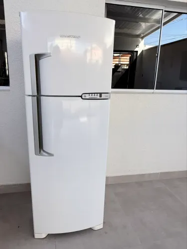 Geladeira Brastemp BRM39E Frost Free 352L 220V