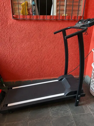 Esteira Elétrica Polimet EP1600 Seminova - Usada Apenas 5 Vezes