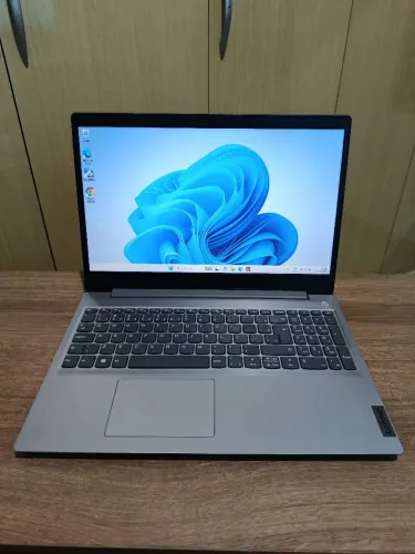 Notebook Lenovo Ideapad (Rápido e Novo)