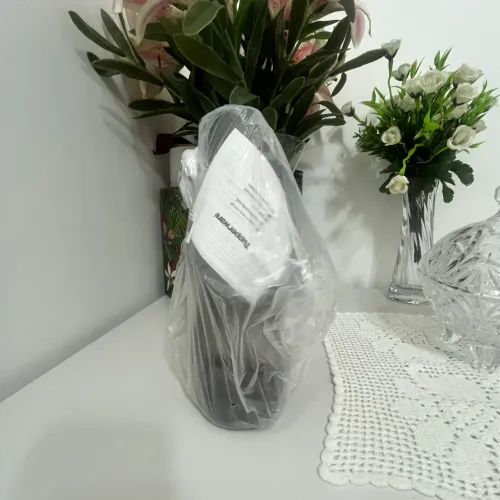 Garrafa Tapaware 500 ml, preta translúcida 