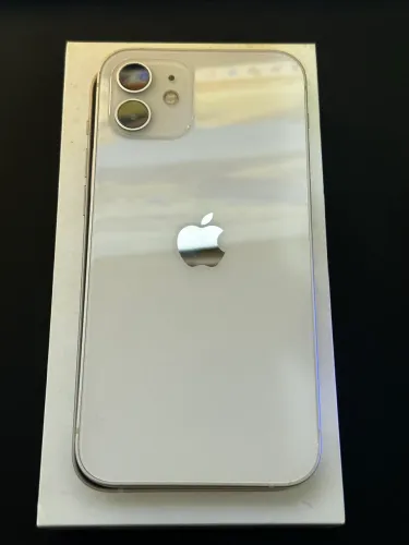 Vendo ou troco iPhone 12