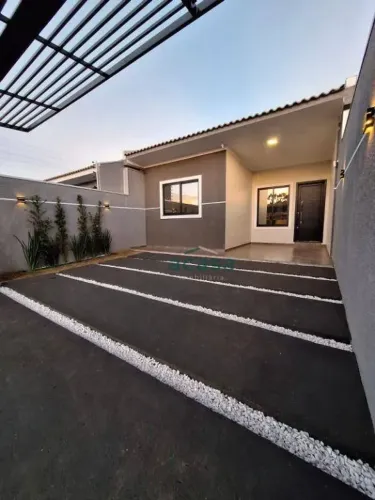 Casa com 3 dormitórios sendo 1 suíte à venda, 75 m² - Floresta - Cascavel/PR