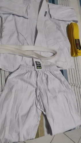 Vendo Kimono infantil.