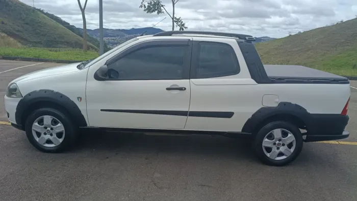 Fiat Strada Working Celeb.1.4 Fire Flex 8V CD 2013