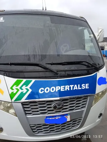 Vende-se um micro-ônibus w9 2015