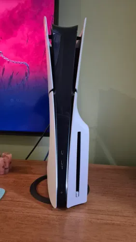 PlayStation 5 Slim Mídia fisica 1 ano de uso