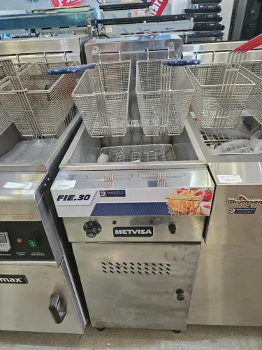 fritadeira elétrica 30 litros 12000W 380V - a pronta entrega