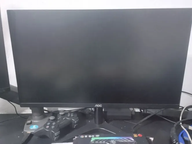 Monitor gamer AOC 24 polegadas
