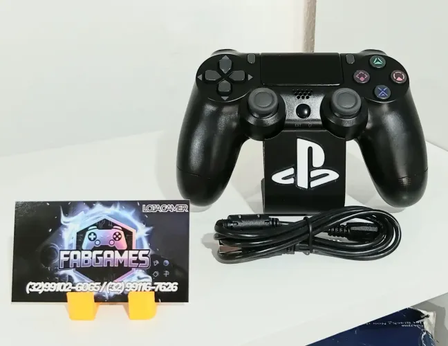 Controle PS4 paralelo sem fio. Usado. Aqui na LOJA FABGAMES ( Loja física)