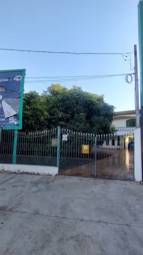 Comercial Casa Comercial em Maringá