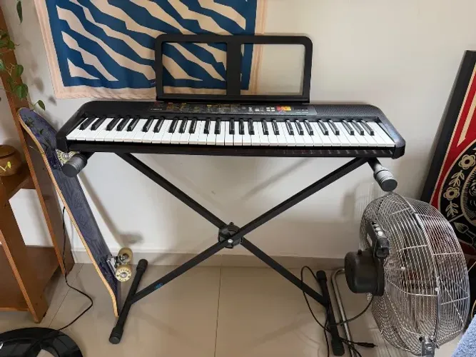 Teclado Musical Yamaha + Suporte