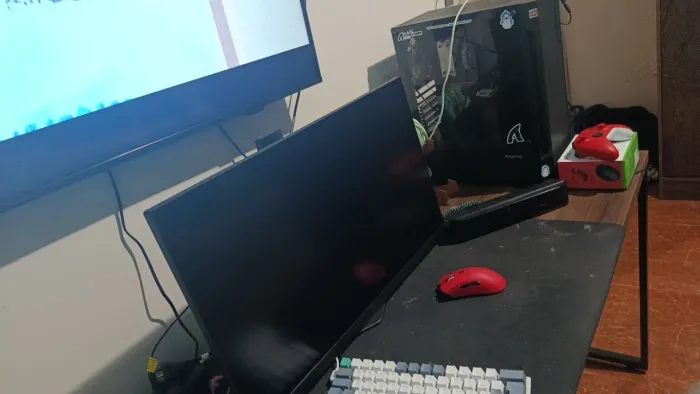 Pc semi novo