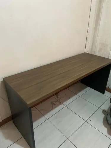 MESA EM MDF P/ESCRITORIO