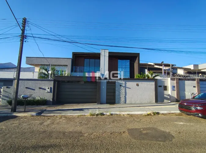Sobrado de Alto Padrão à Venda Setor Moinho dos Ventos Excelente oportunidade para quem