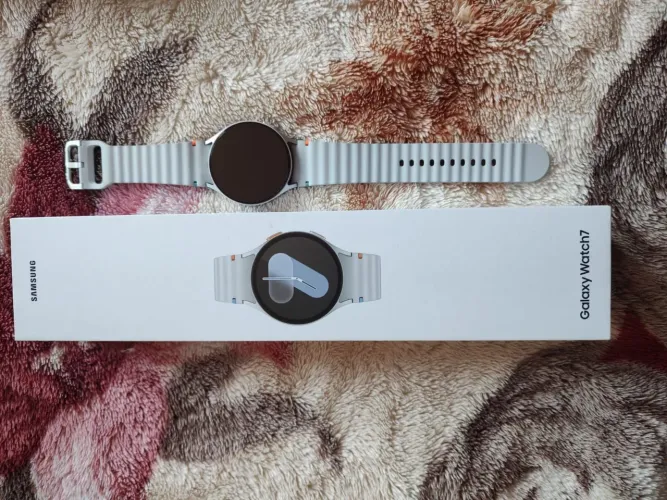 Samsung Galaxy Watch 7 44mm BT Prata - Excelente Estado