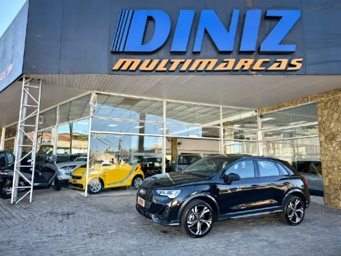 Audi Q3 Perf. Black 2.0 TFSI Tiptr. Quattro 2024