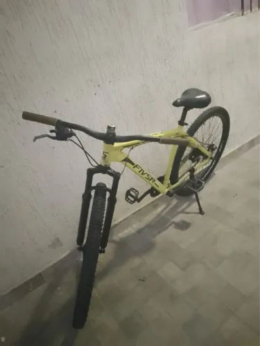 Bicicleta seminova 