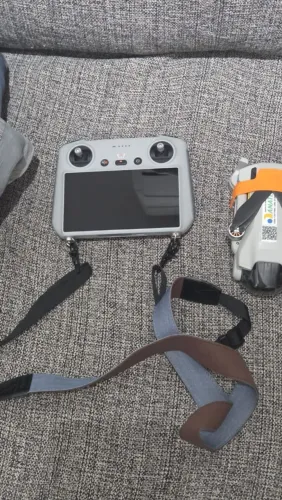 Drone mini 3 muito novo.